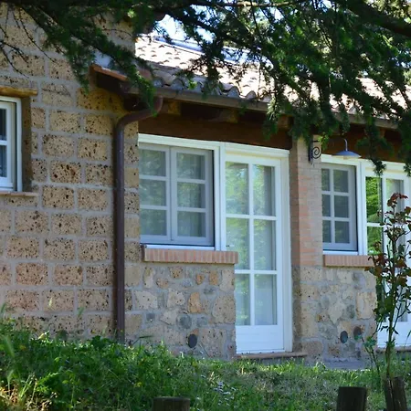 Agroturismo Podere Delle Rose Torre San Severo