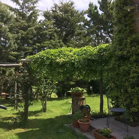 Podere Delle Rose Agroturismo *